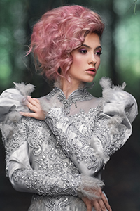Pinkhairwoman